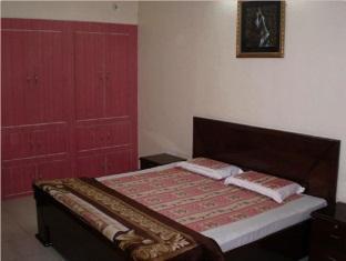 Coronation Hotel ไนนิตาล ภายนอก รูปภาพ